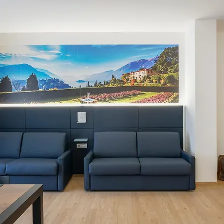 Piazza Camerlata Côme