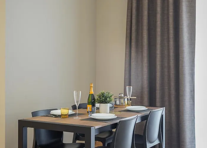 Piazza Camerlata Como