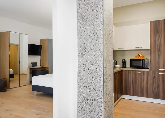 Piazza Camerlata Daire Como